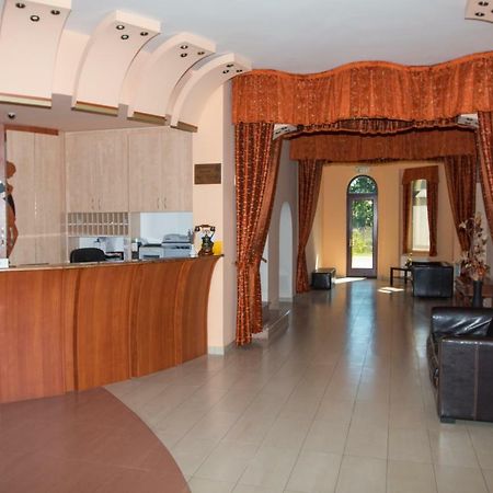Hotel Fortuna Davod ภายนอก รูปภาพ